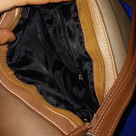 Purse - Picture 5 of 12